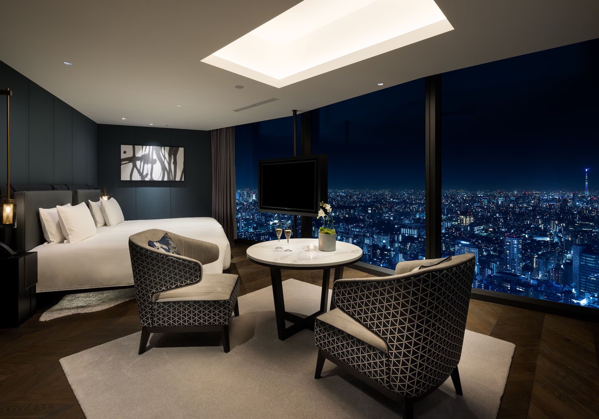 벨루스타 도쿄, 팬 퍼시픽 호텔